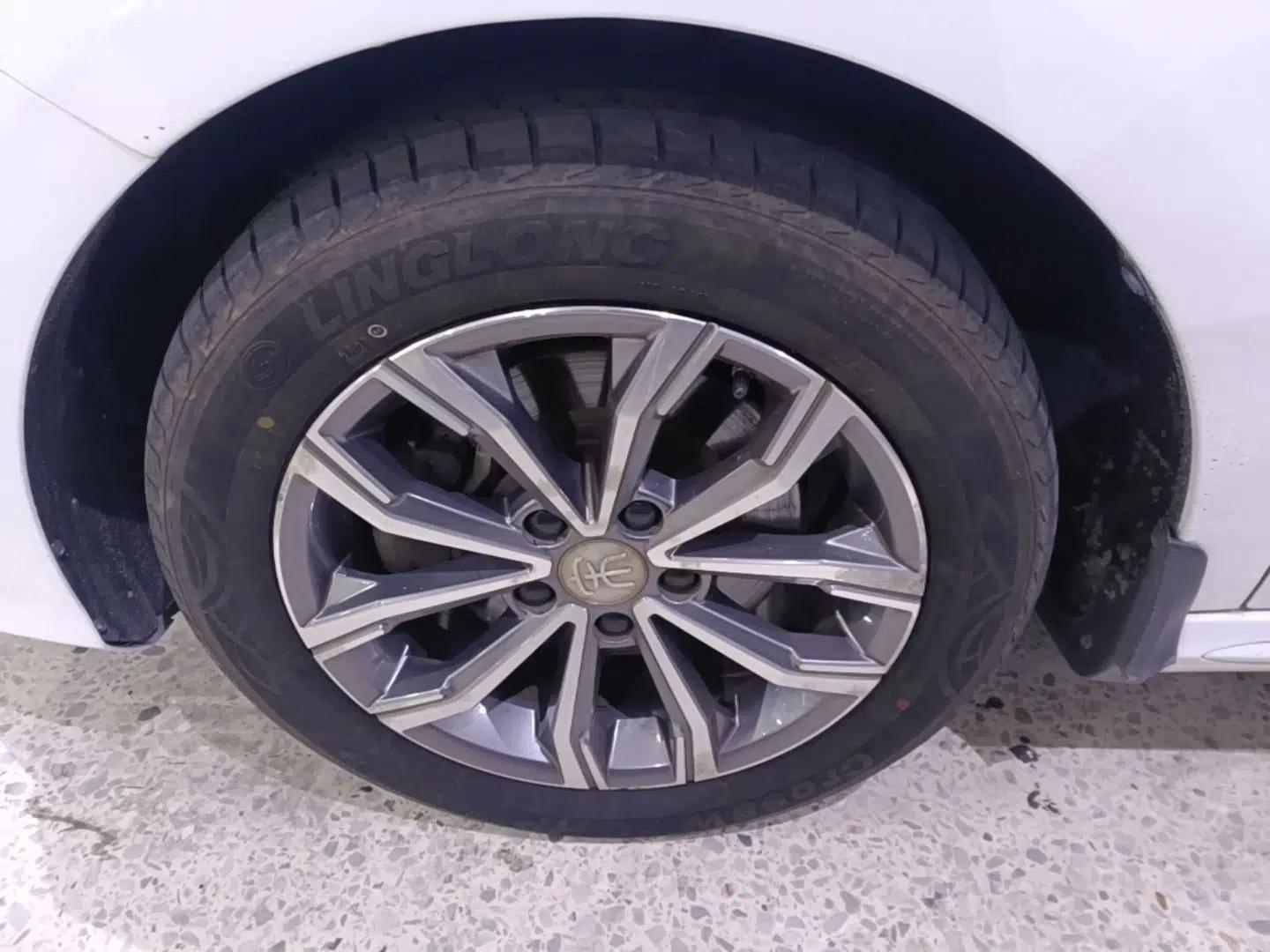 BYD Song MAX 2019 1.5T Automatic Smart Connect Ruiyi Sunroof Model 7 Seats China VI Standard — миниатюра 8