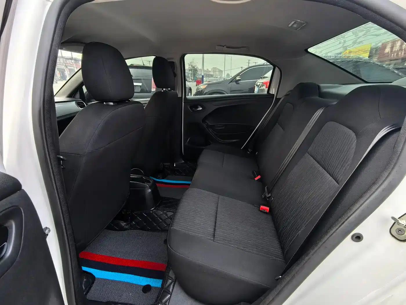 2016 Citroën Elysee 1.6L Manual Fashion Edition — миниатюра 7