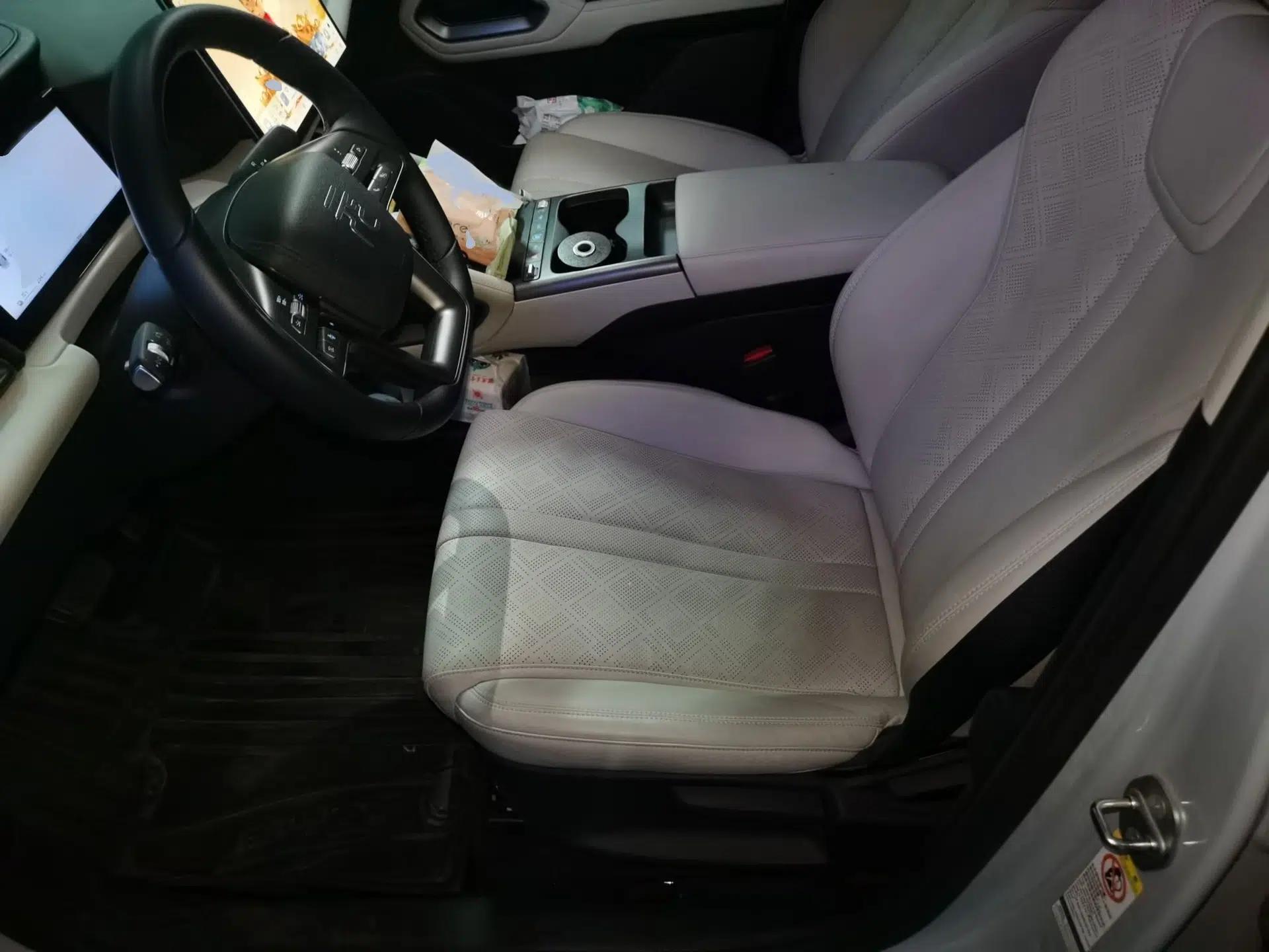 BYD Yuan UP 2025 Intelligent Driving Version 401 KM Dynamic Edition — миниатюра 14