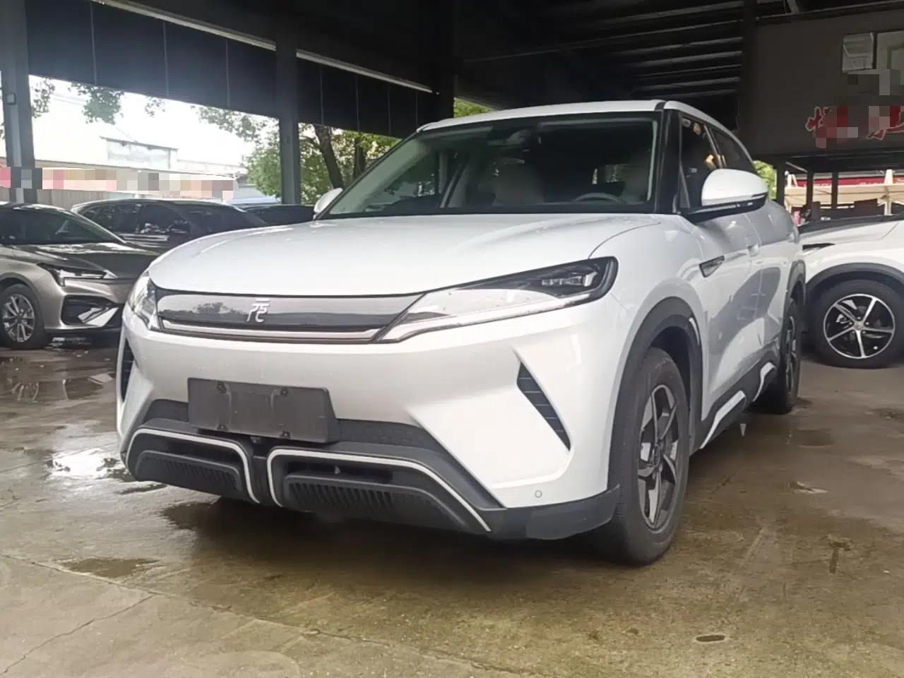 BYD Yuan UP 2024 401KM Leading Edition — миниатюра 1