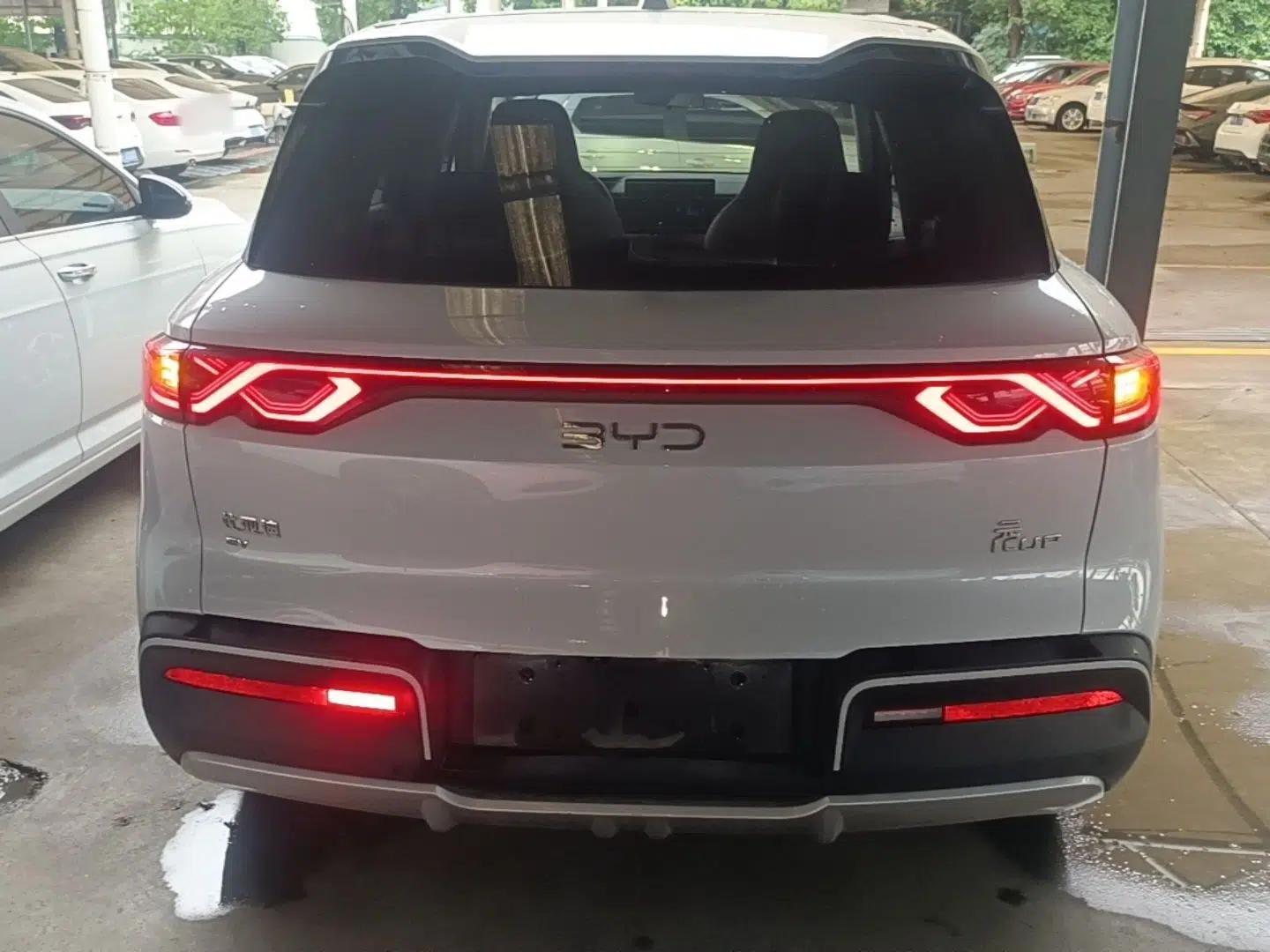 BYD Yuan UP 2024 401KM Leading Edition — миниатюра 5