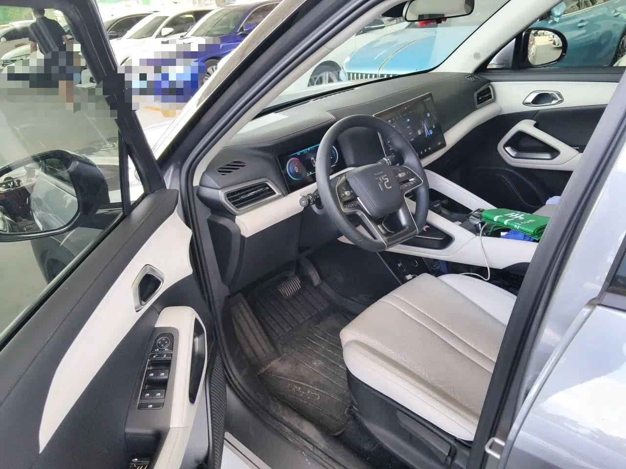 BYD Yuan UP 2024 401KM Leading Edition — миниатюра 17