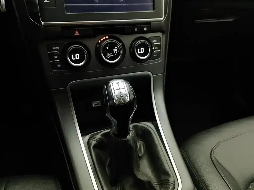 Citroën C4 2016 1.6L Manual Deluxe — миниатюра 13