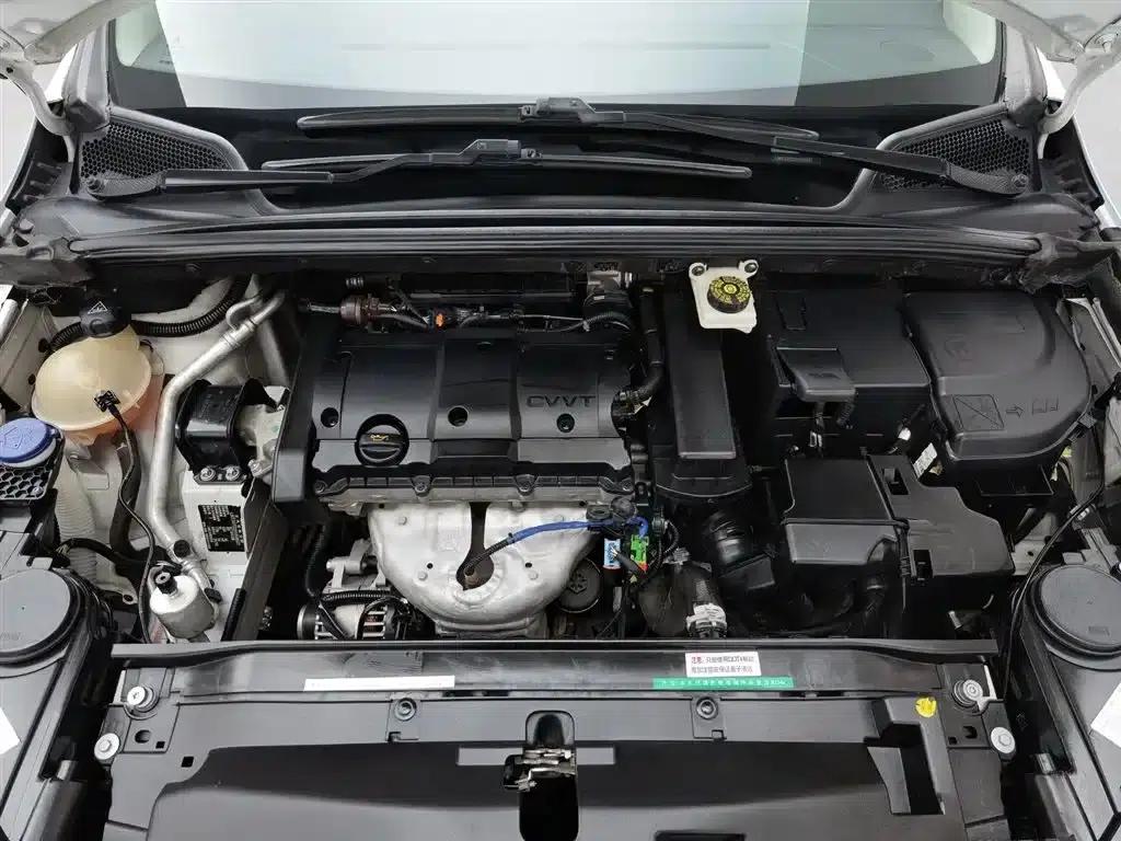 Citroën C4 2016 1.6L Manual Deluxe — миниатюра 6
