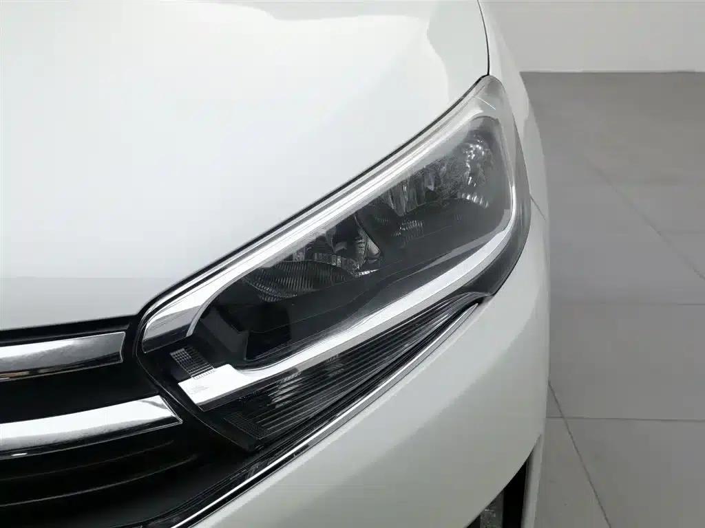 Citroën C4 2016 1.6L Manual Deluxe — миниатюра 7