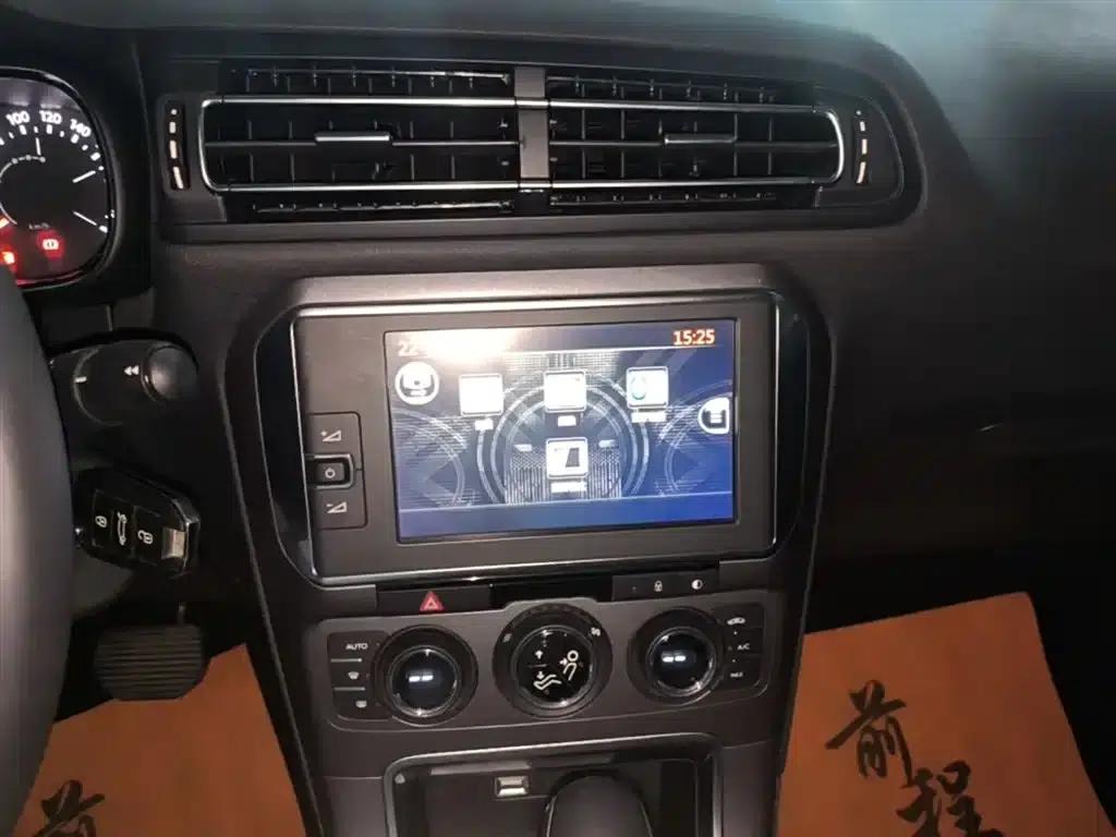 Citroën C4 2016 1.6L Automatic Luxury — миниатюра 13