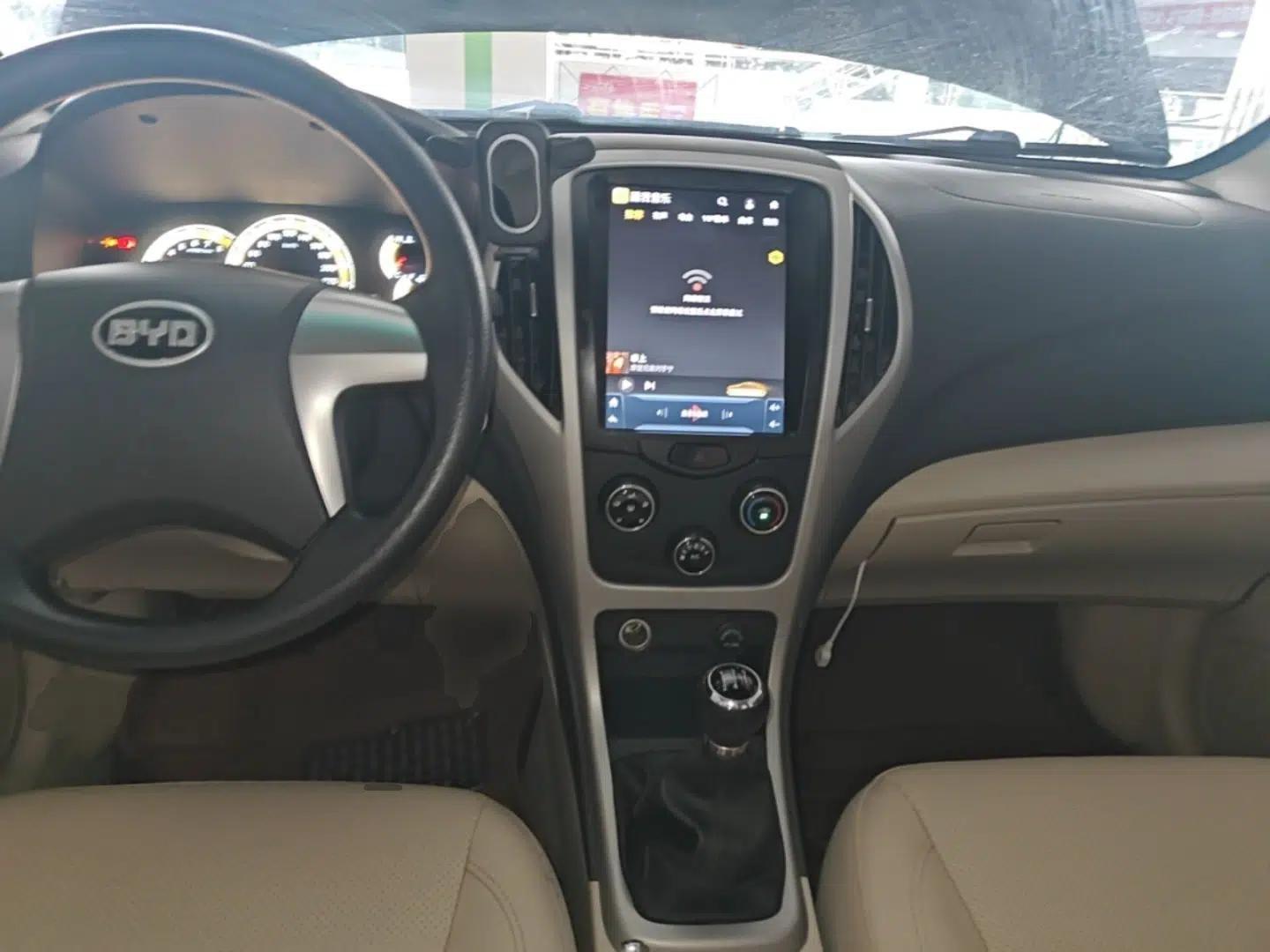 BYD F3 2015 Energy-Efficient Model 1.5L Manual Comfort Edition — миниатюра 13
