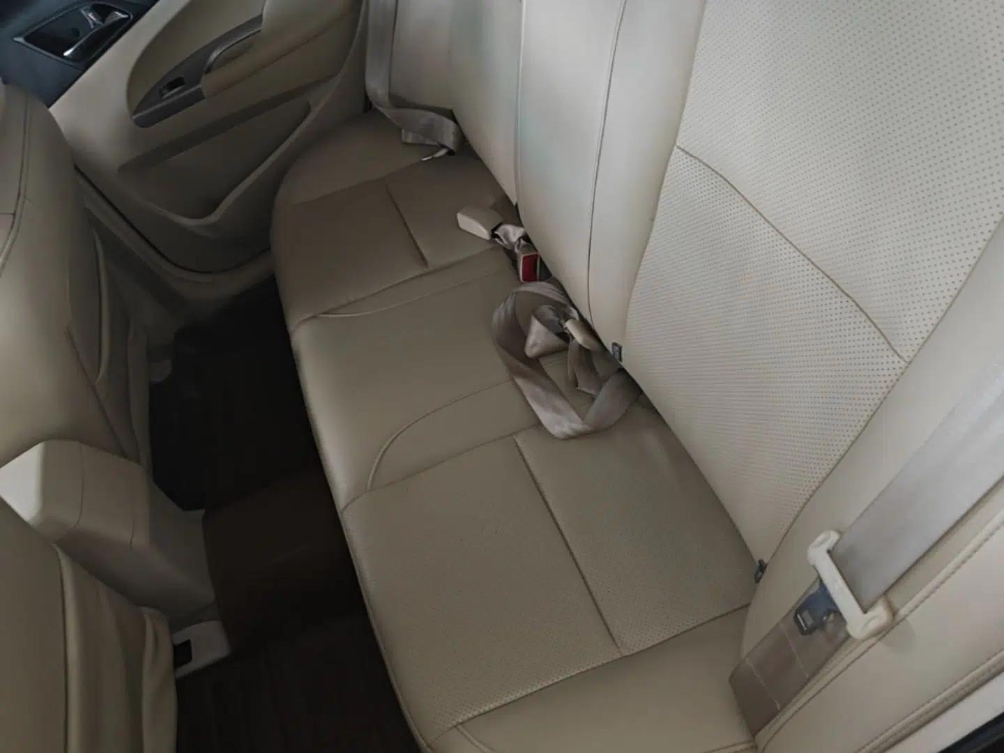 BYD F3 2015 Energy-Efficient Model 1.5L Manual Comfort Edition — миниатюра 20