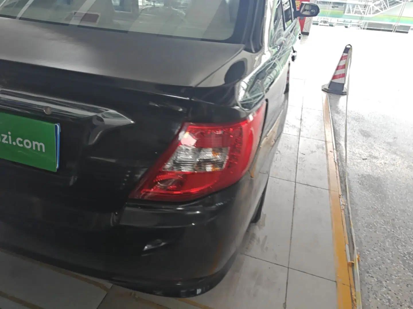 BYD F3 2015 Energy-Efficient Model 1.5L Manual Comfort Edition — миниатюра 7