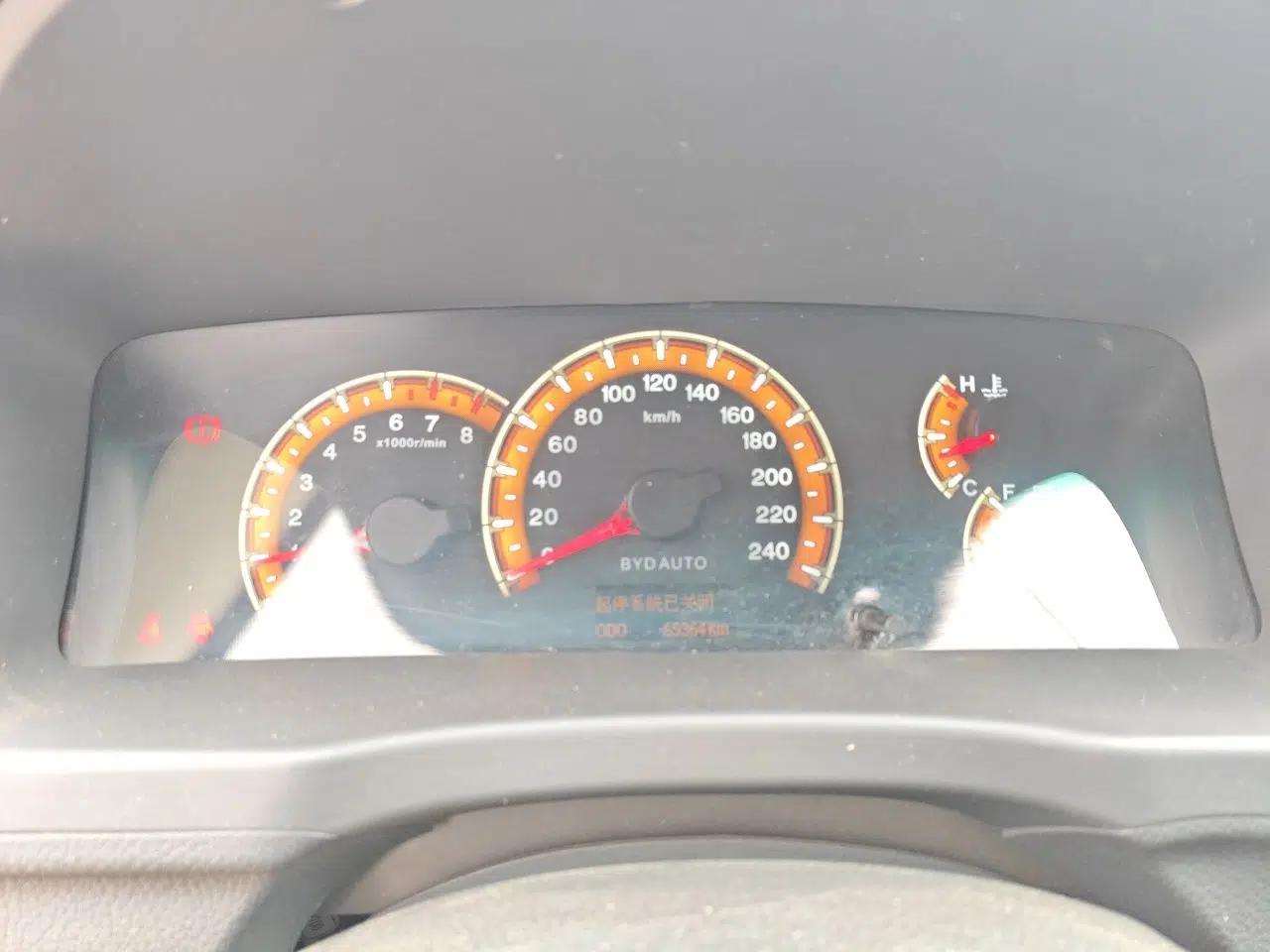 BYD F3 2015 Energy-Saving Edition 1.5L Manual Luxury Model — миниатюра 12