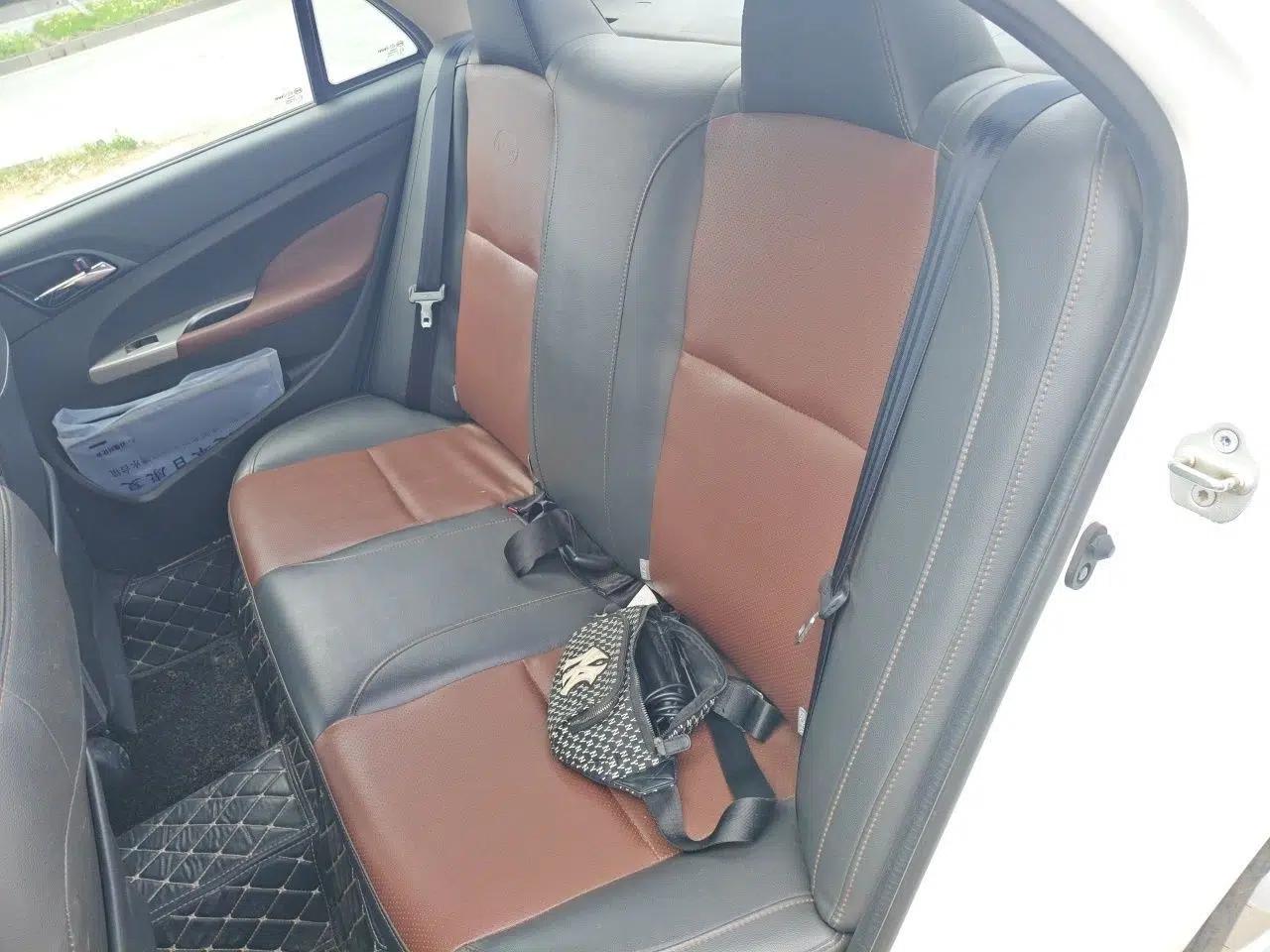 BYD F3 2015 Energy-Saving Edition 1.5L Manual Luxury Model — миниатюра 18