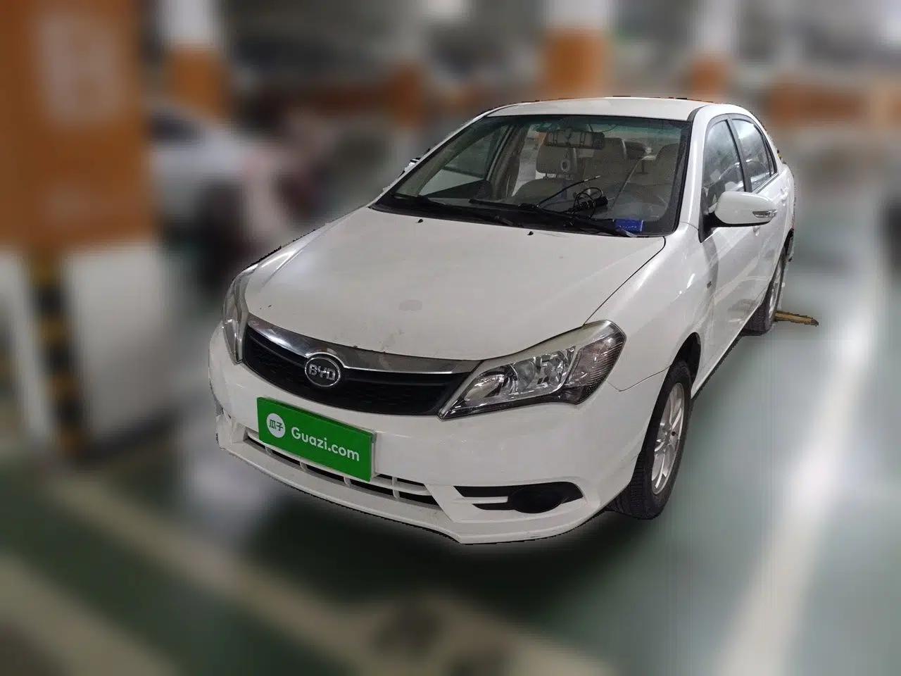 BYD F3 2014 1.5L Manual Luxury Model — миниатюра 1