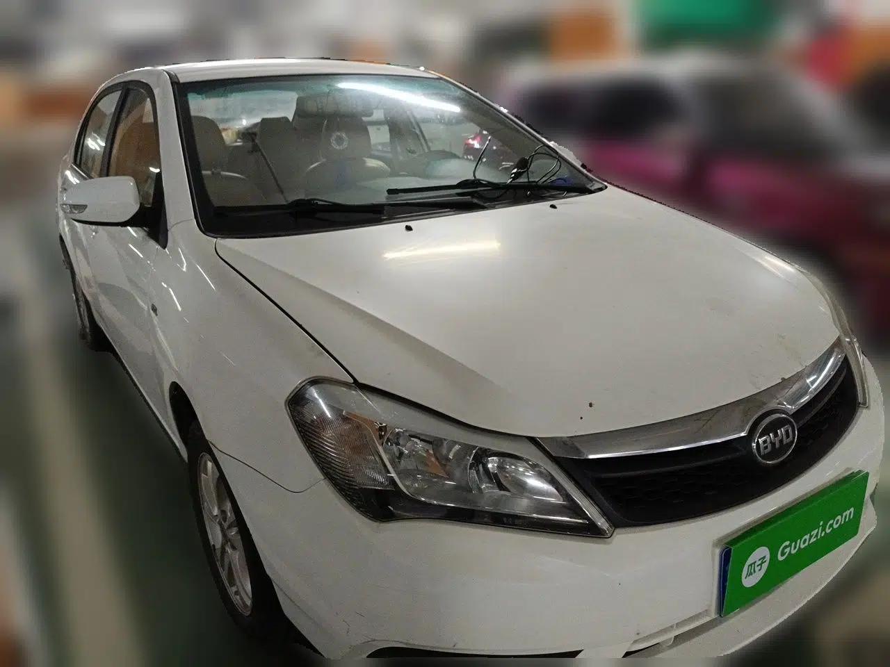 BYD F3 2014 1.5L Manual Luxury Model — миниатюра 3