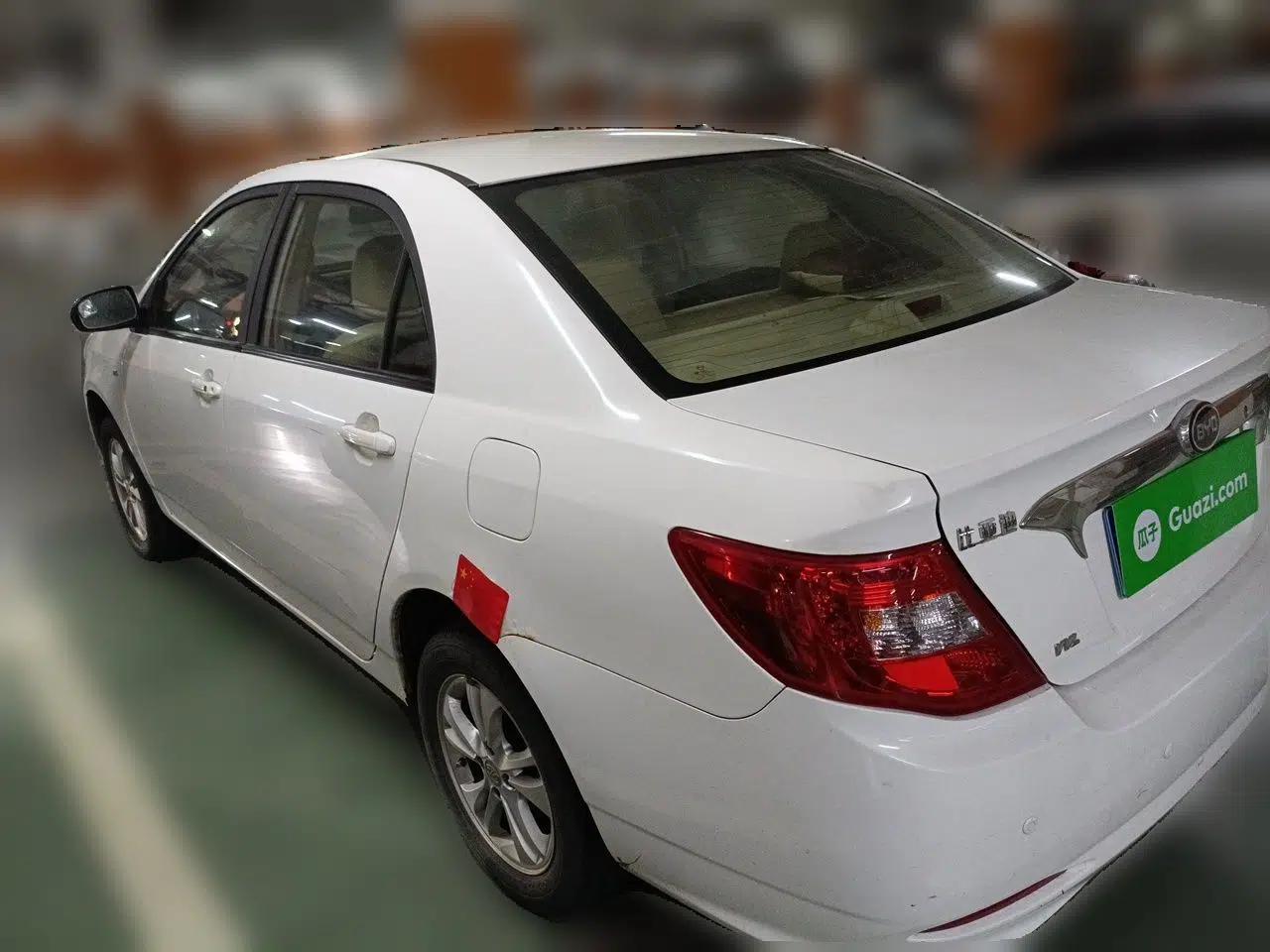 BYD F3 2014 1.5L Manual Luxury Model — миниатюра 4