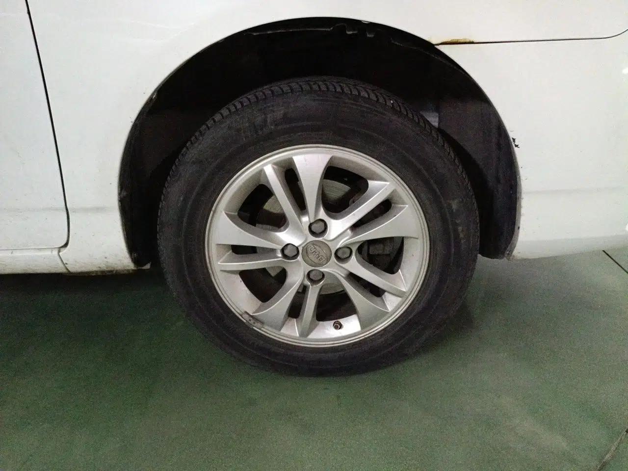 BYD F3 2014 1.5L Manual Luxury Model — миниатюра 8