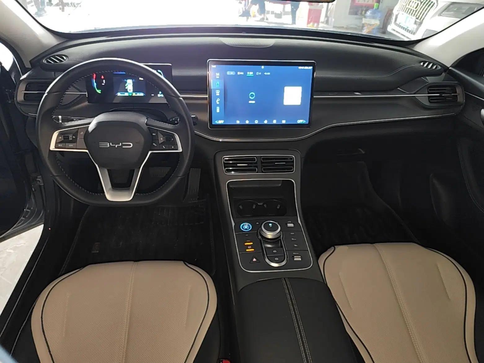 BYD Destroyer 05 2024 HONOR Edition DM-i 55KM Luxury Model — миниатюра 13