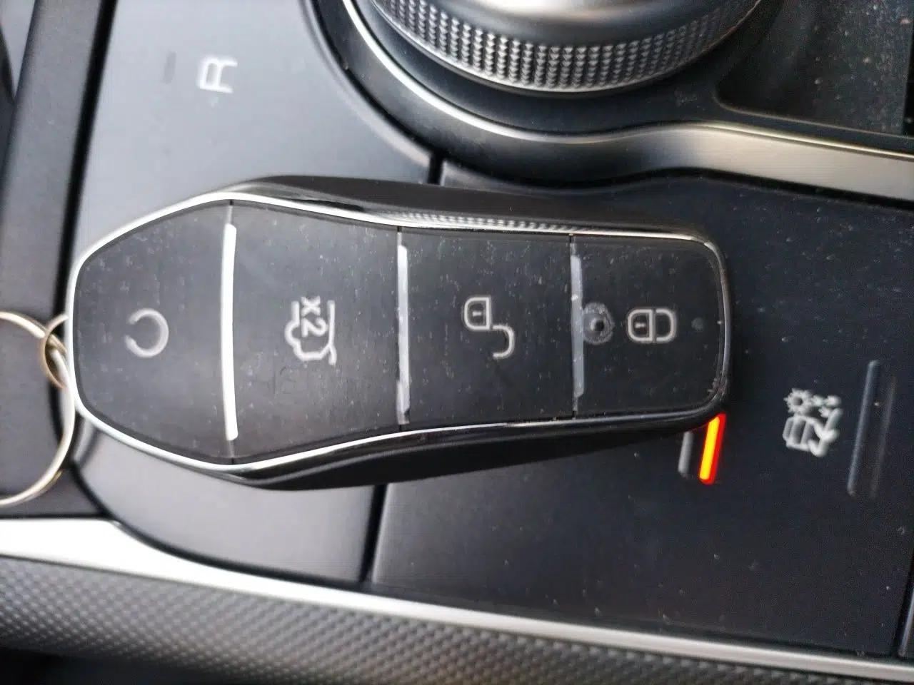 BYD Destroyer 05 2024 HONOR Edition DM-i 55KM Luxury Model — миниатюра 9
