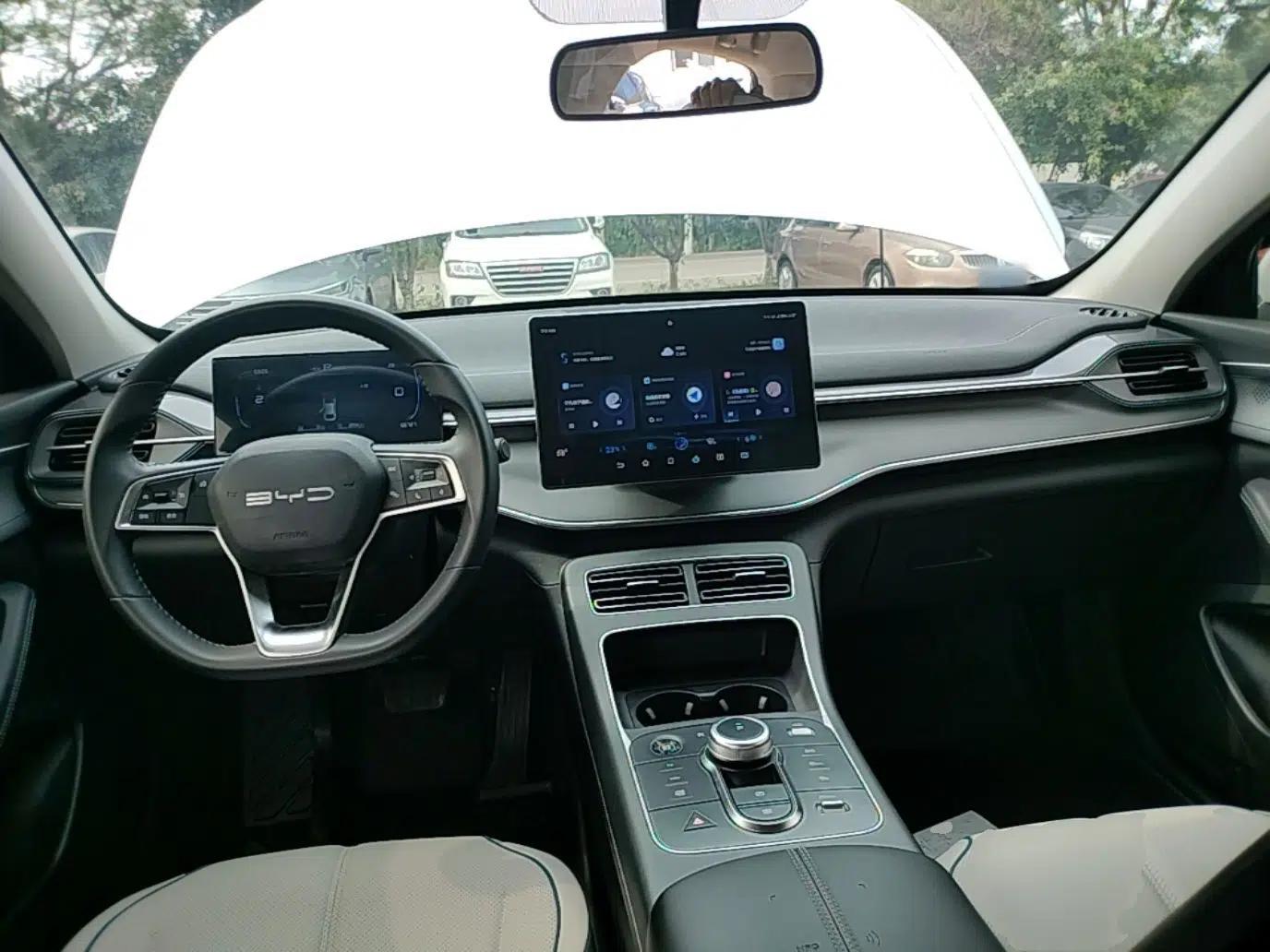 BYD Destroyer 05 2024 HONOR Edition DM-i 55KM Luxury Model — миниатюра 13