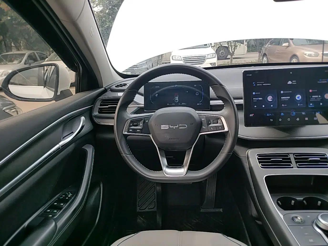 BYD Destroyer 05 2024 HONOR Edition DM-i 55KM Luxury Model — миниатюра 14