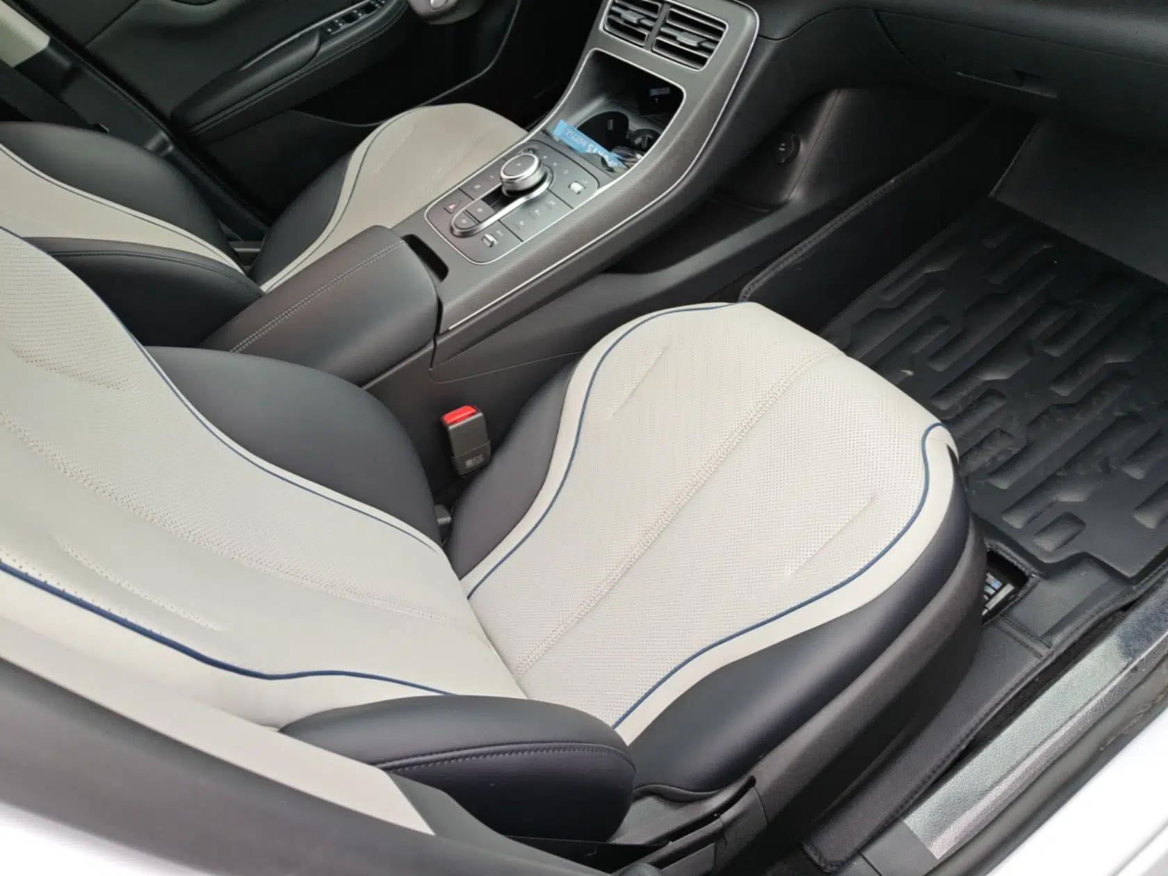 BYD Destroyer 05 2024 HONOR Edition DM-i 55KM Luxury Model — миниатюра 23