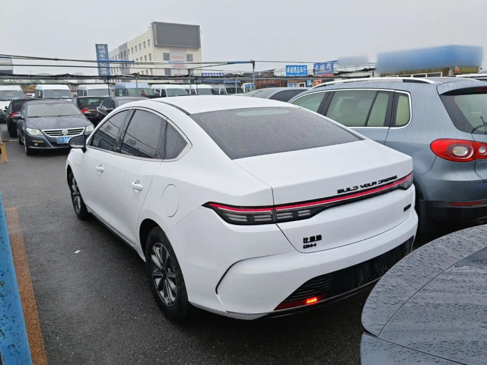 BYD Destroyer 05 2024 HONOR Edition DM-i 55KM Luxury Model — миниатюра 4