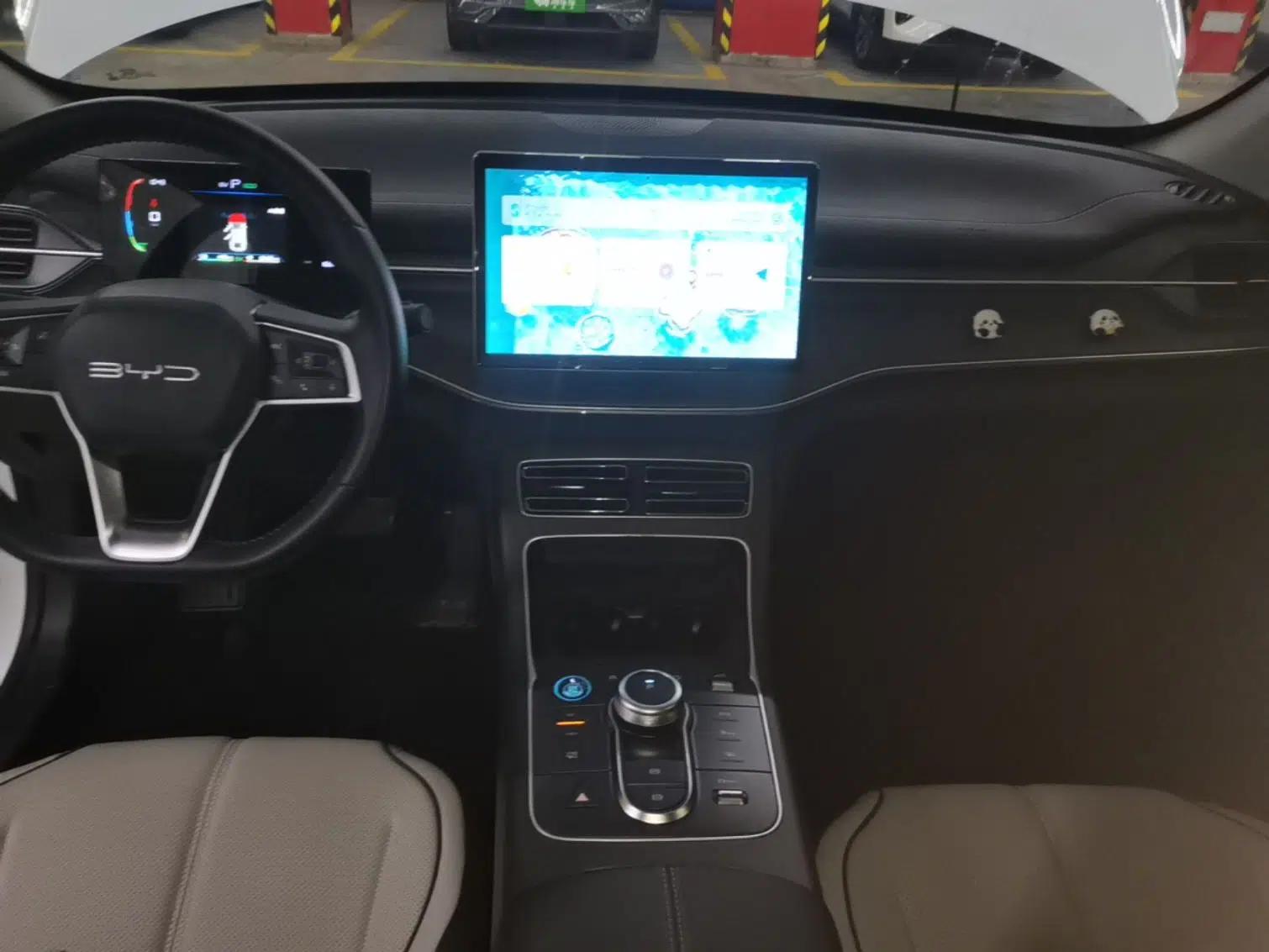 BYD Destroyer 05 2024 HONOR Edition DM-i 55KM Luxury Model — миниатюра 15