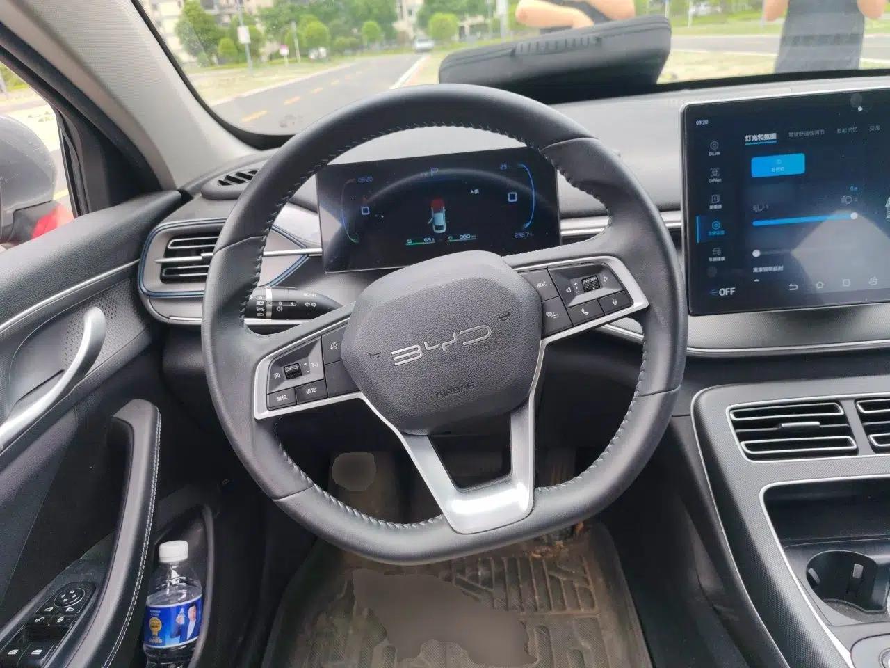 BYD Destroyer 05 2024 HONOR Edition DM-i 55KM Luxury Model — миниатюра 11