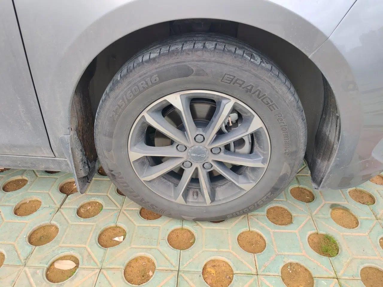 BYD Destroyer 05 2024 HONOR Edition DM-i 55KM Luxury Model — миниатюра 8
