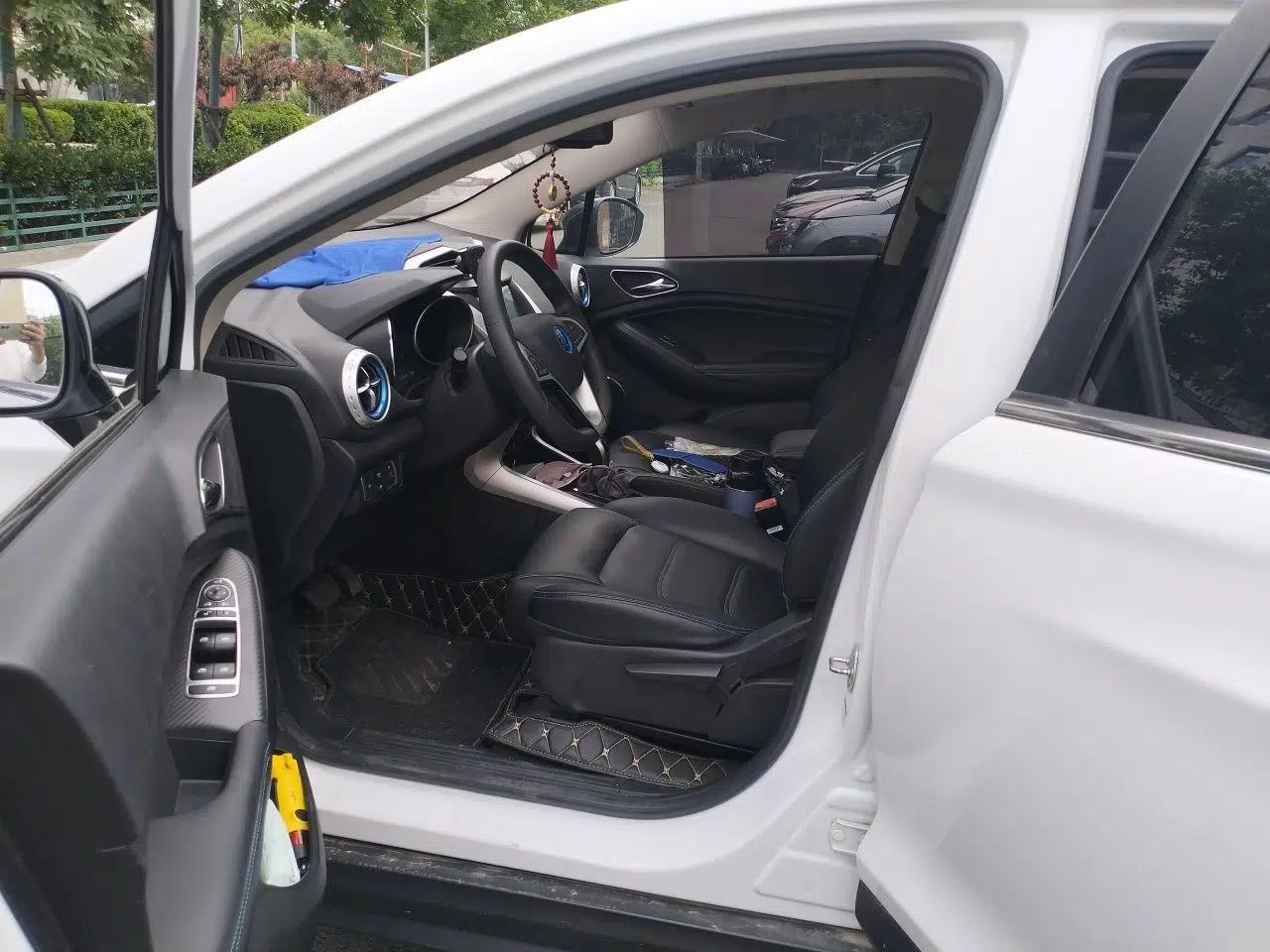 BYD Yuan New Energy 2018 EV360 Smart Connect Cool Edition — миниатюра 13