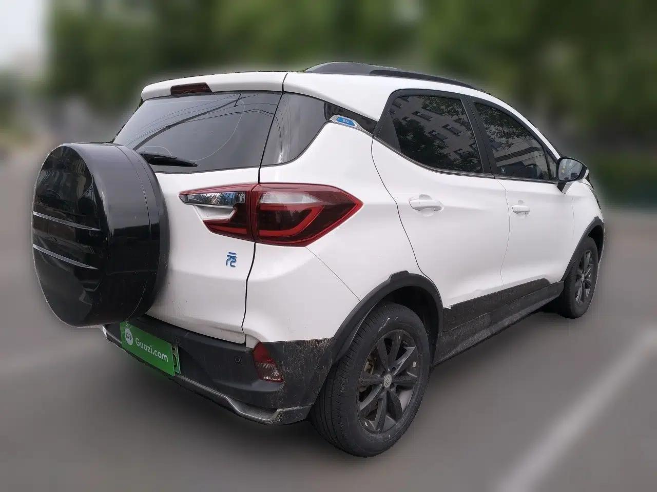 BYD Yuan New Energy 2018 EV360 Smart Connect Cool Edition — миниатюра 4
