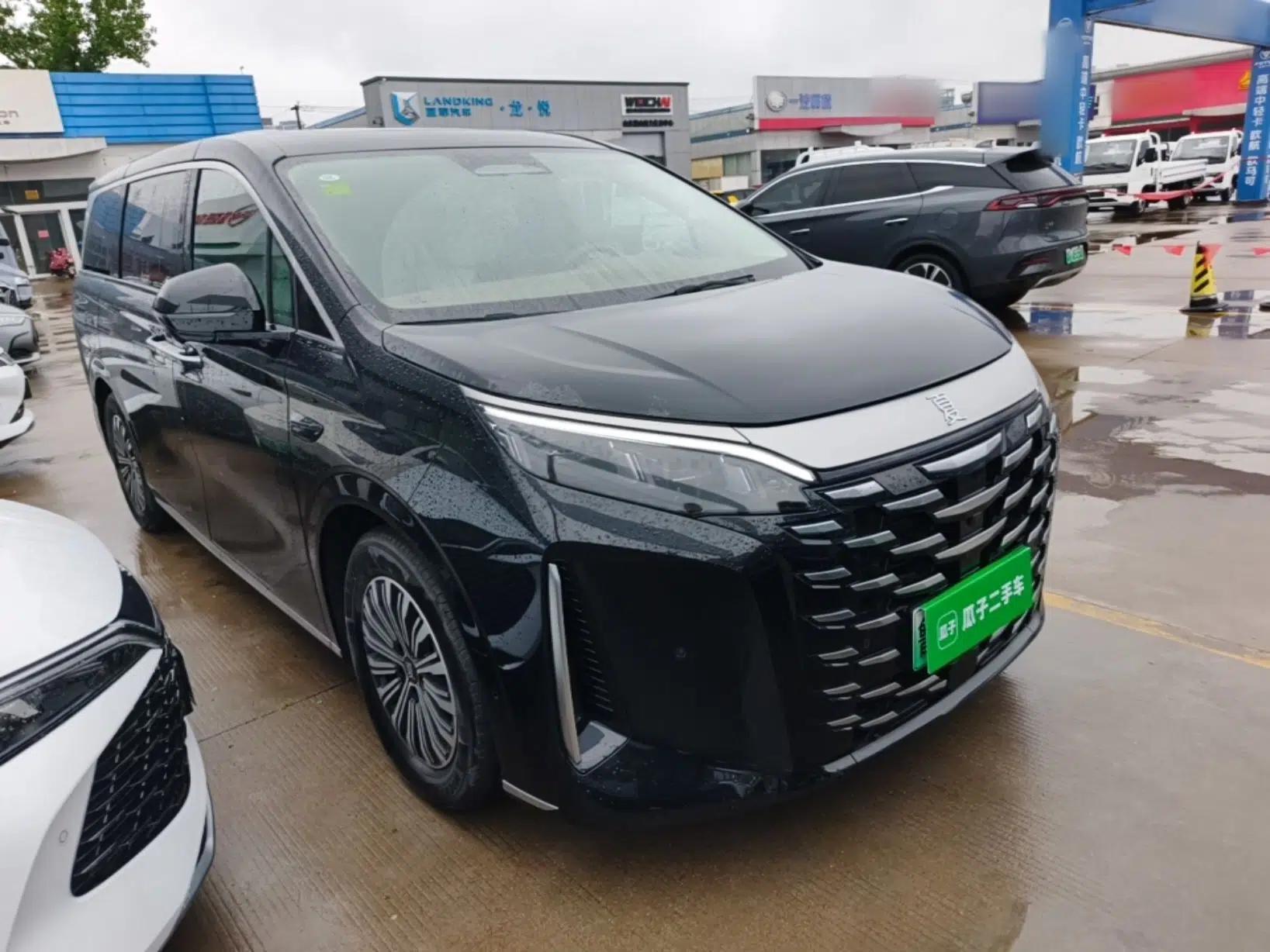 BYD Xia 2025 DM-i 1.5T 180km Beyond Edition — миниатюра 3