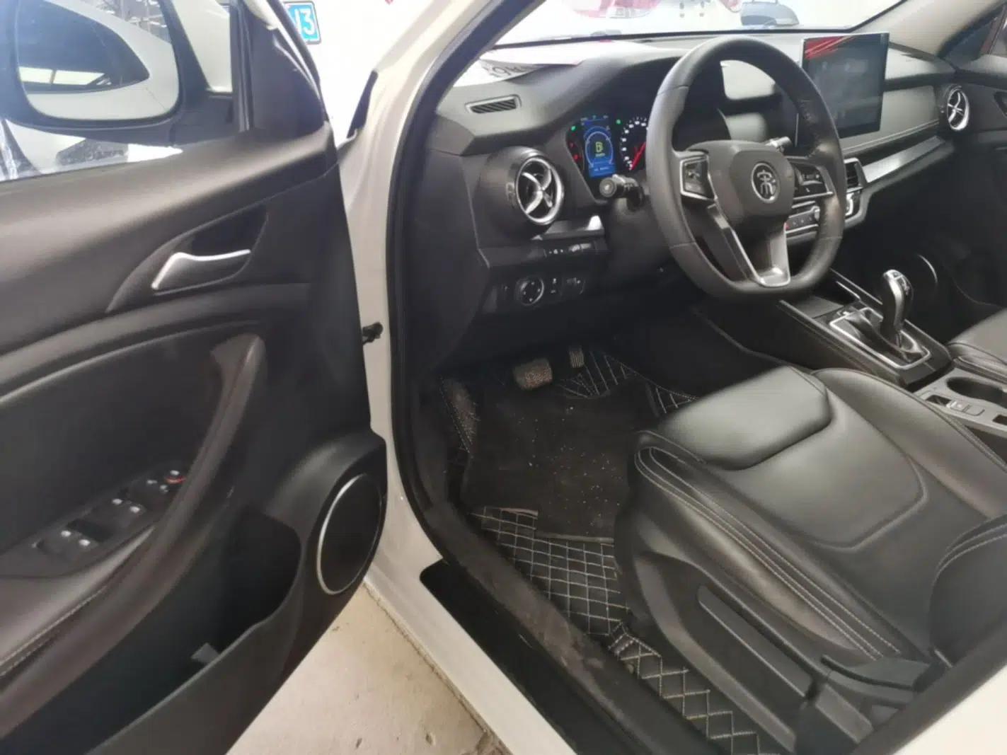 BYD Song 2020 Classic Edition 1.5T Automatic Elite Model — миниатюра 19
