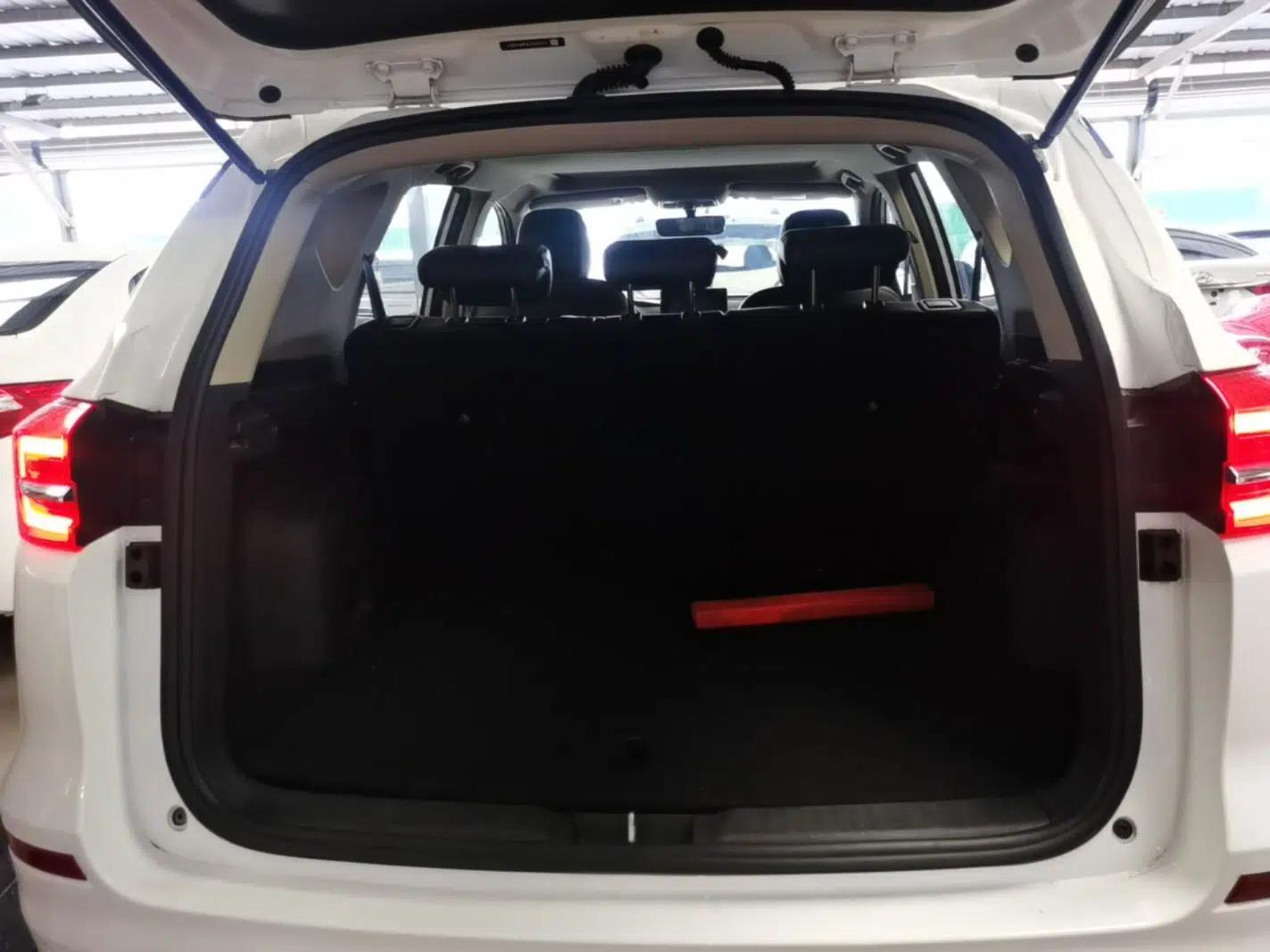BYD Song 2020 Classic Edition 1.5T Automatic Elite Model — миниатюра 22