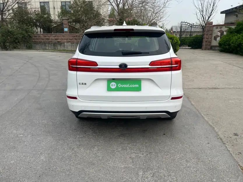 BYD Song 2020 Classic Edition 1.5T Automatic Elite Model — миниатюра 9