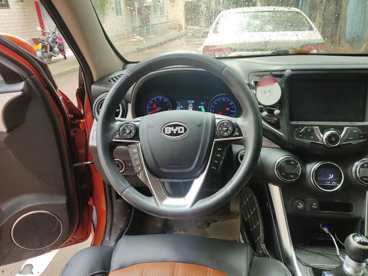 BYD Song 2016 1.5TI Manual Luxury Model — миниатюра 11