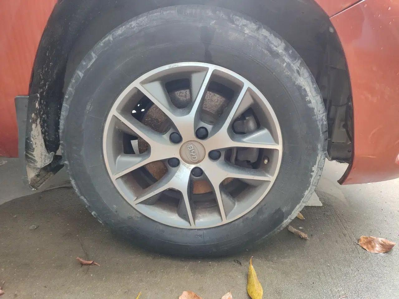 BYD Song 2016 1.5TI Manual Luxury Model — миниатюра 8