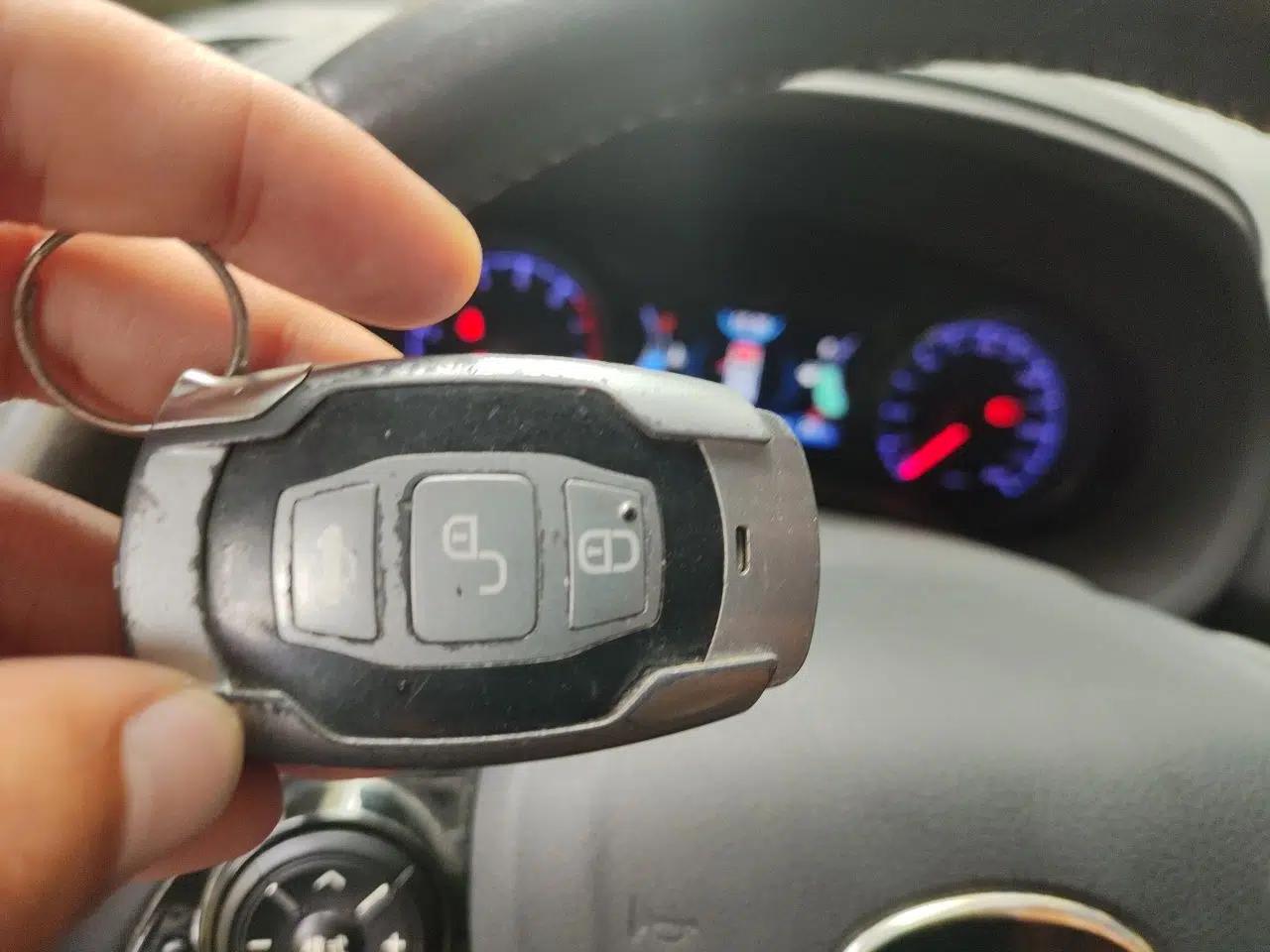 BYD Song 2016 1.5TI Manual Luxury Model — миниатюра 9