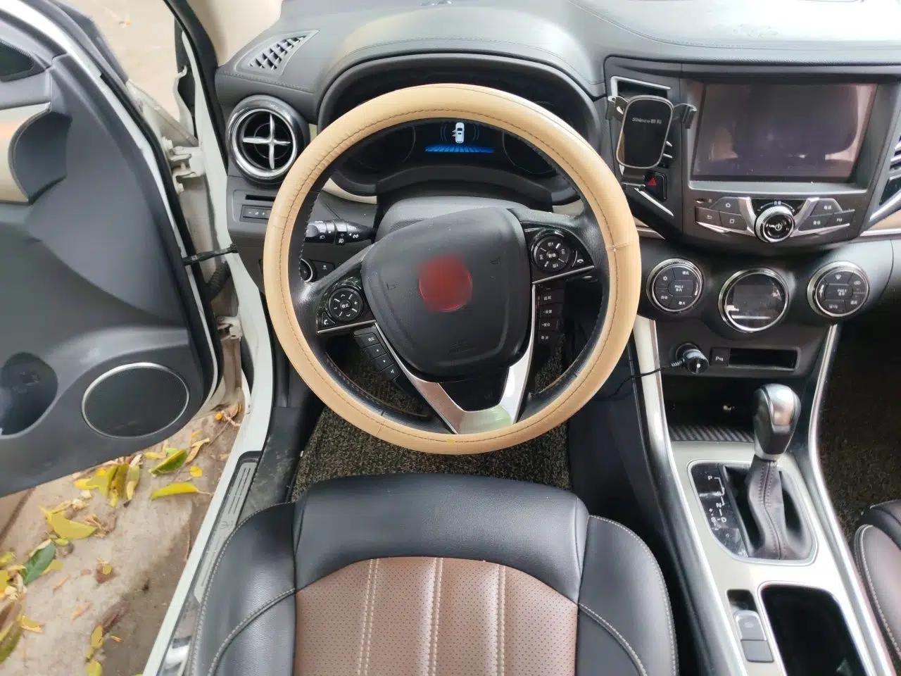 BYD Song 2017 Gaishe Upgrade Edition 1.5TID Automatic Elite Model — миниатюра 11