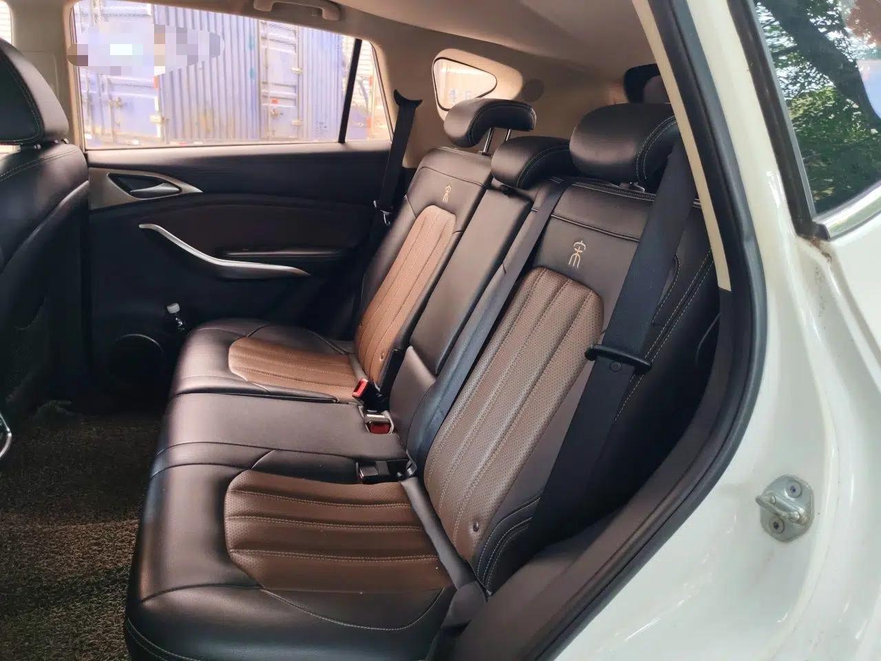 BYD Song 2017 Gaishe Upgrade Edition 1.5TID Automatic Elite Model — миниатюра 18
