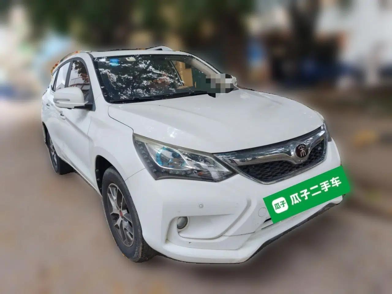 BYD Song 2017 Gaishe Upgrade Edition 1.5TID Automatic Elite Model — миниатюра 3