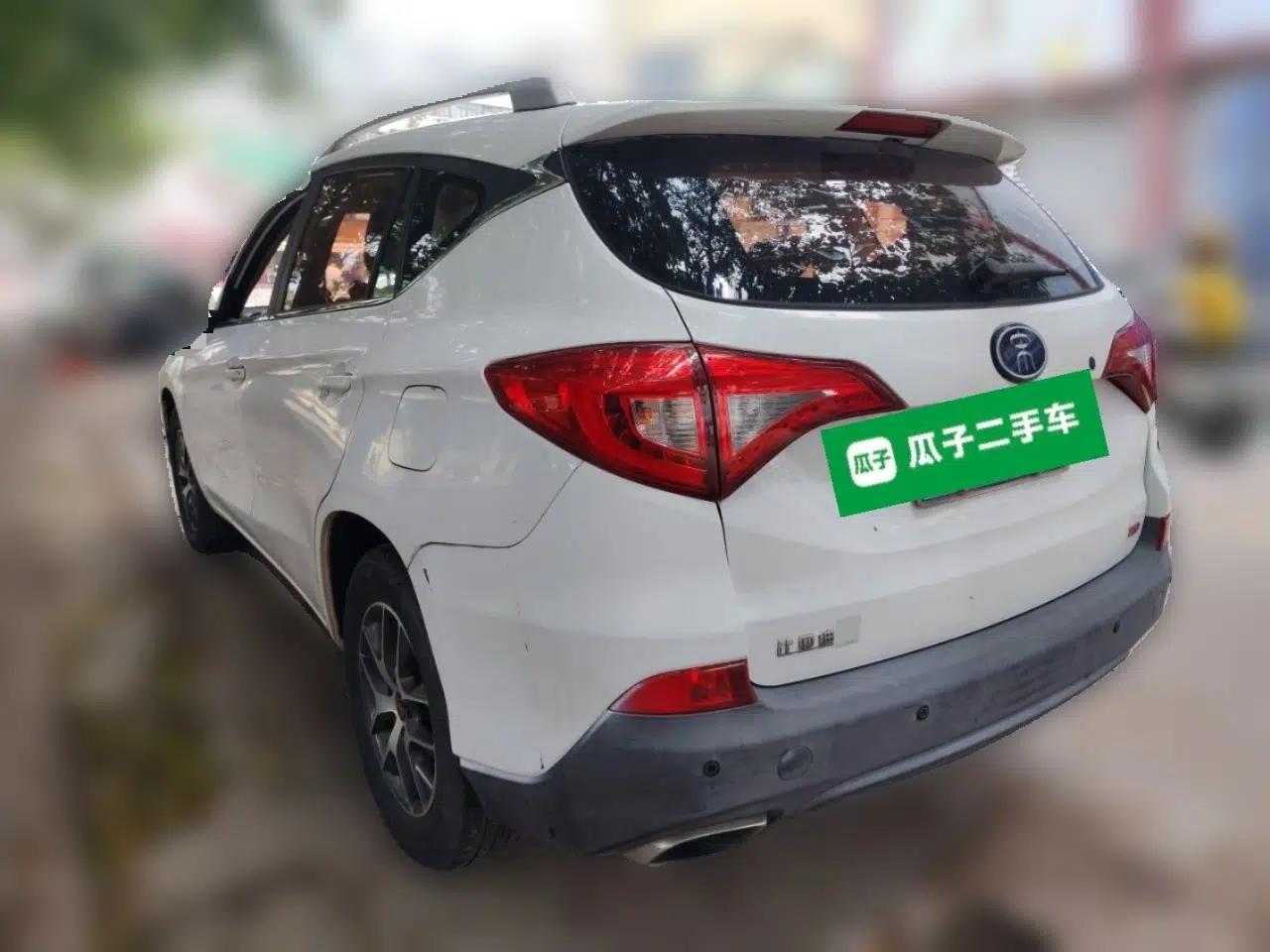 BYD Song 2017 Gaishe Upgrade Edition 1.5TID Automatic Elite Model — миниатюра 4