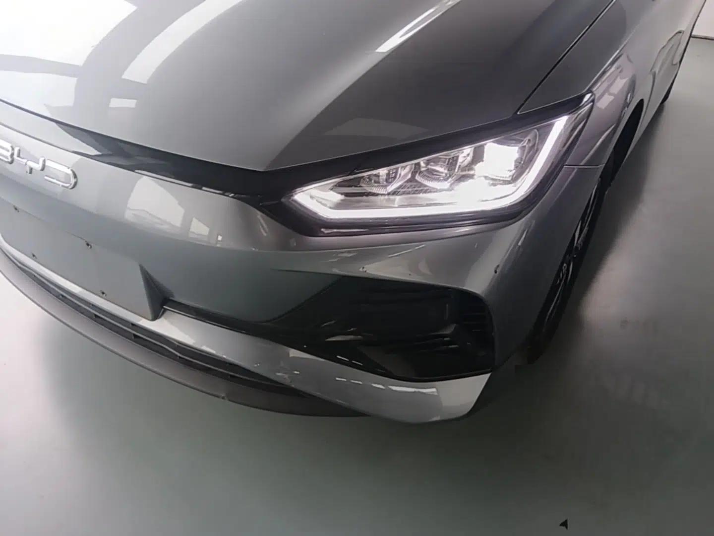 BYD e2 2023 Luxury Model — миниатюра 5