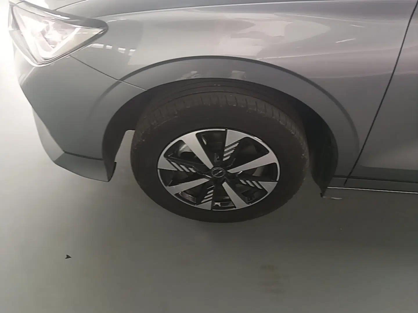 BYD e2 2023 Luxury Model — миниатюра 9