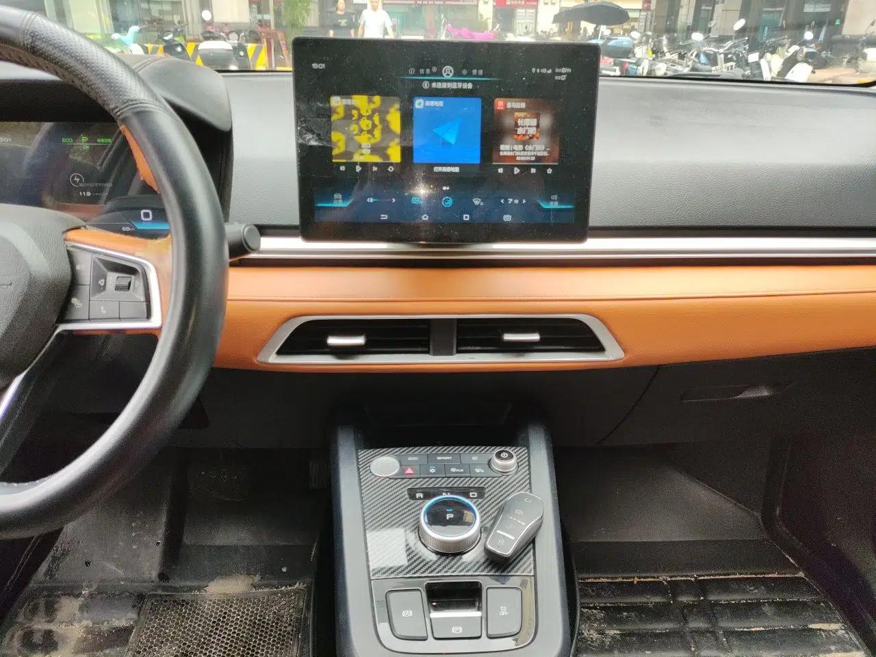 BYD e2 2021 Luxury Model — миниатюра 14