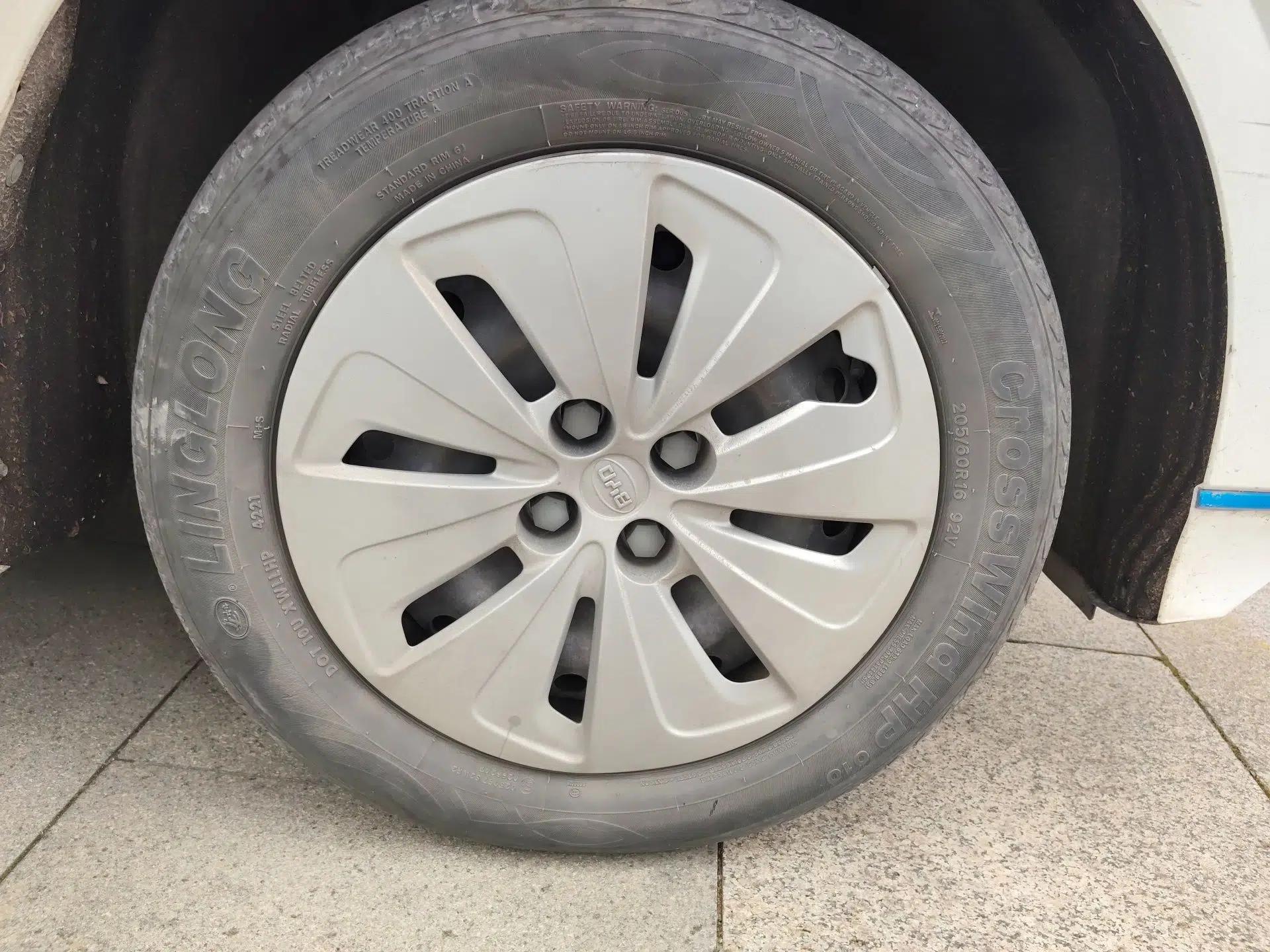 BYD e2 2021 Standard Model — миниатюра 8