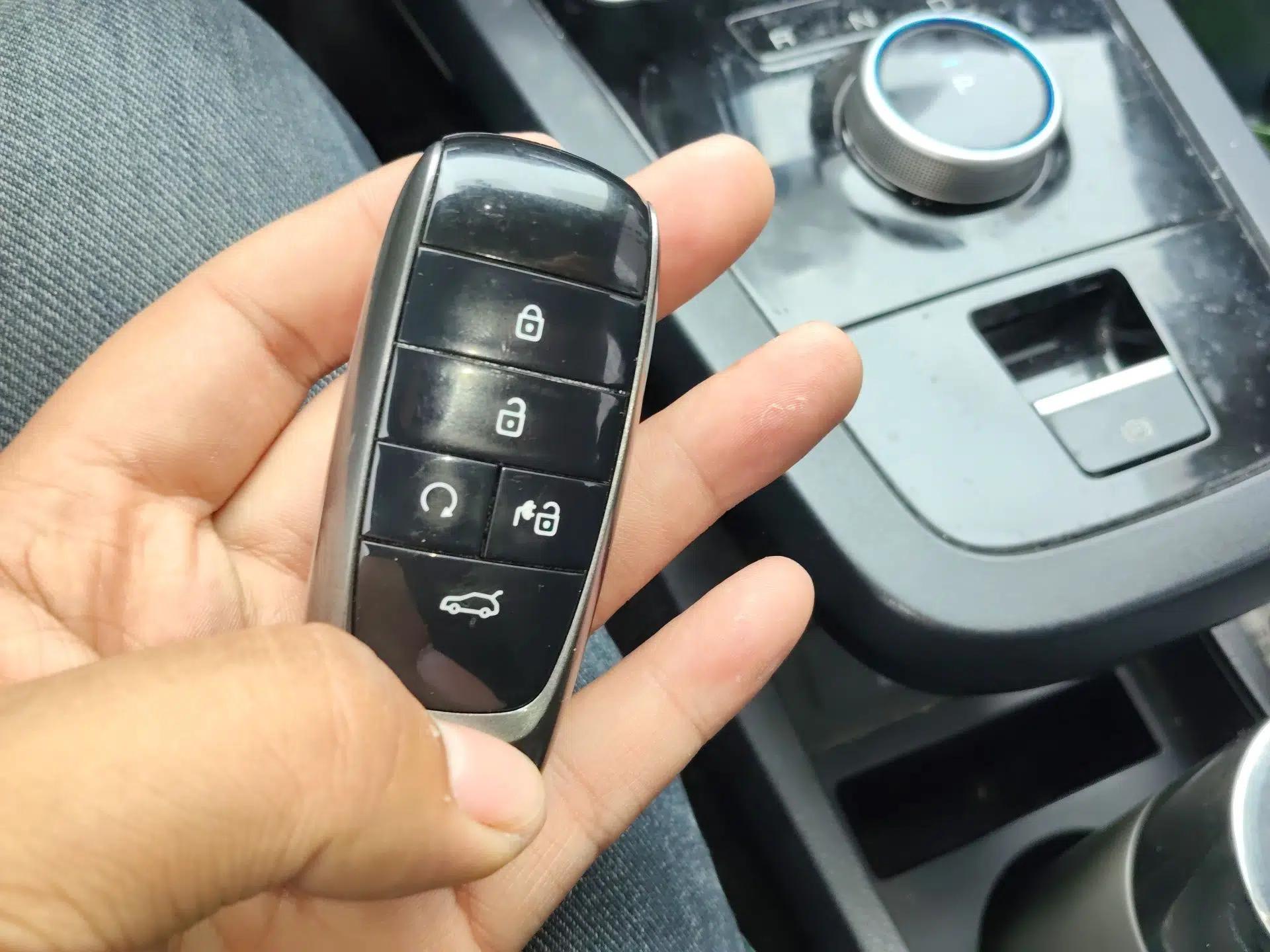 BYD e2 2021 Standard Model — миниатюра 9