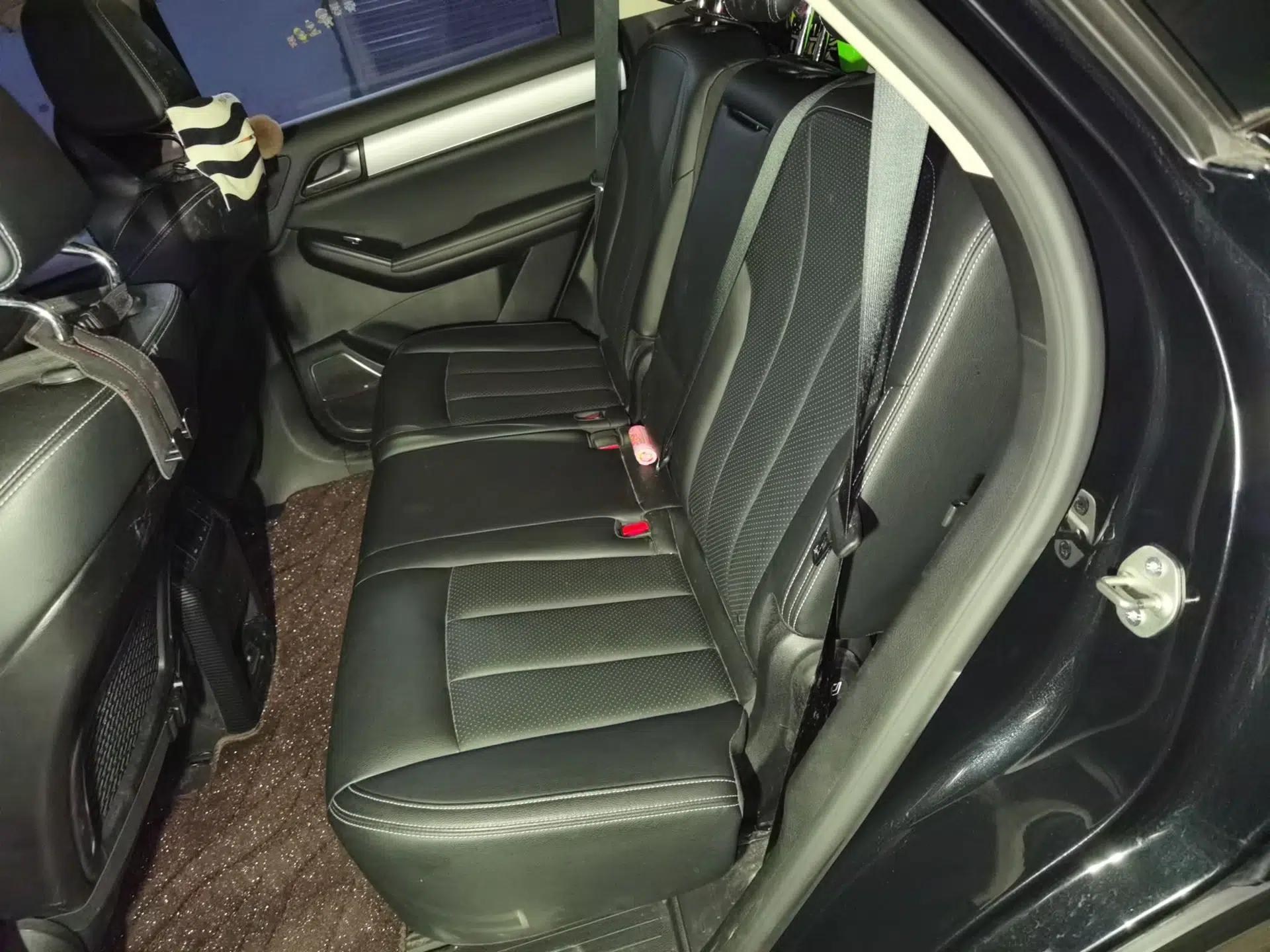BYD Tang 2018 2.0T Automatic SmartConnect Prestige 7-Seater China V Standard — миниатюра 18