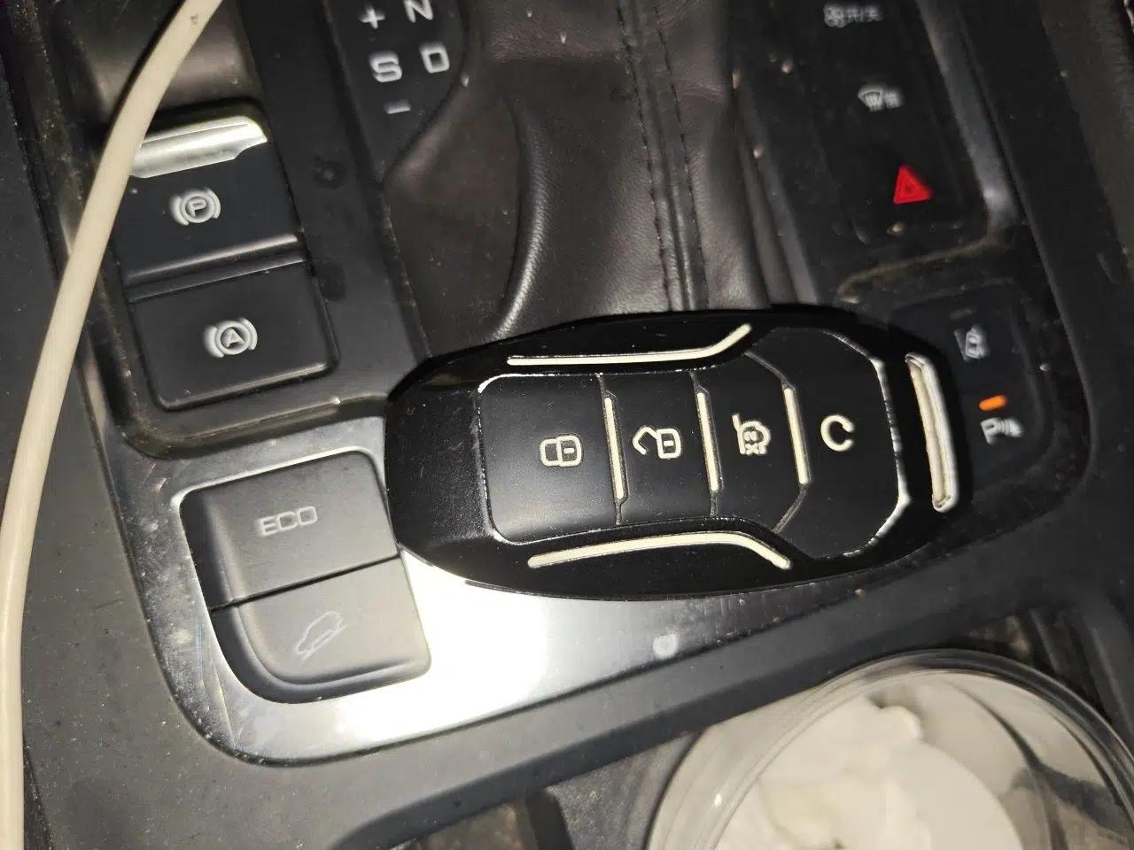 BYD Tang 2019 2.0T Automatic SmartConnect Luxury 7-Seater China VI Standard — миниатюра 9