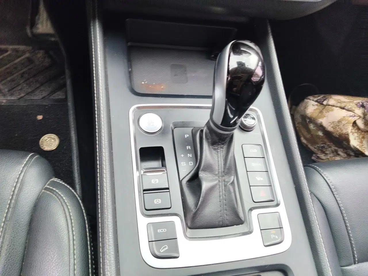 BYD Tang 2018 2.0T Automatic Smart Connect Prestige 7-Seater China V Standard — миниатюра 15