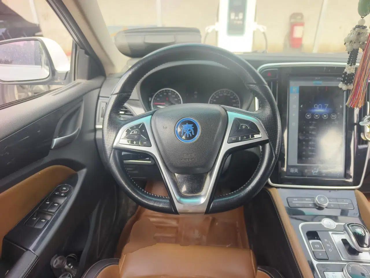 BYD Qin New Energy 2018 1.5T Smart Connect Premium Model — миниатюра 11